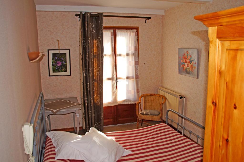 Готель Le Relais Des Vaudois Freissinieres Номер фото